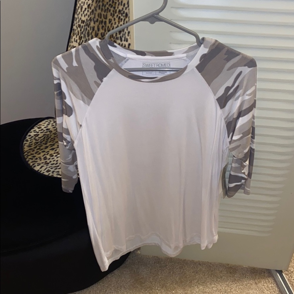 quarter sleeve shirt!